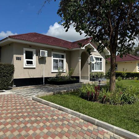 Silverest Sanctuary: Home Away From Home 卢萨卡 外观 照片