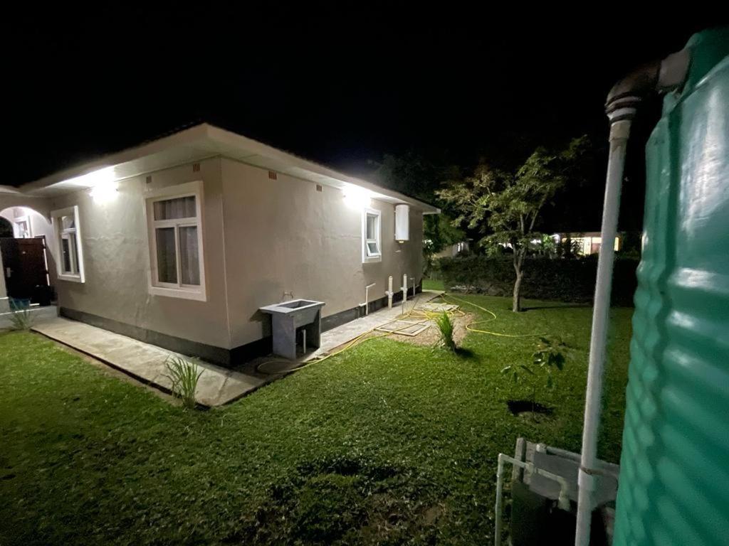 Silverest Sanctuary: Home Away From Home 卢萨卡 外观 照片